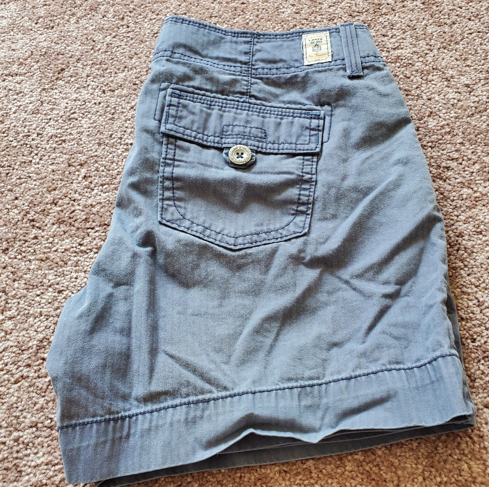 Levi's Vintage Classic Mid Rise Shorty Shorts